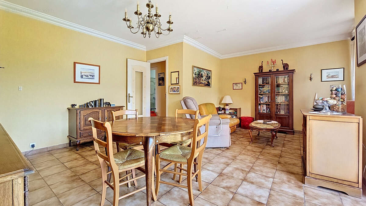 Maison à VILLEFRANCHE-SUR-SAONE