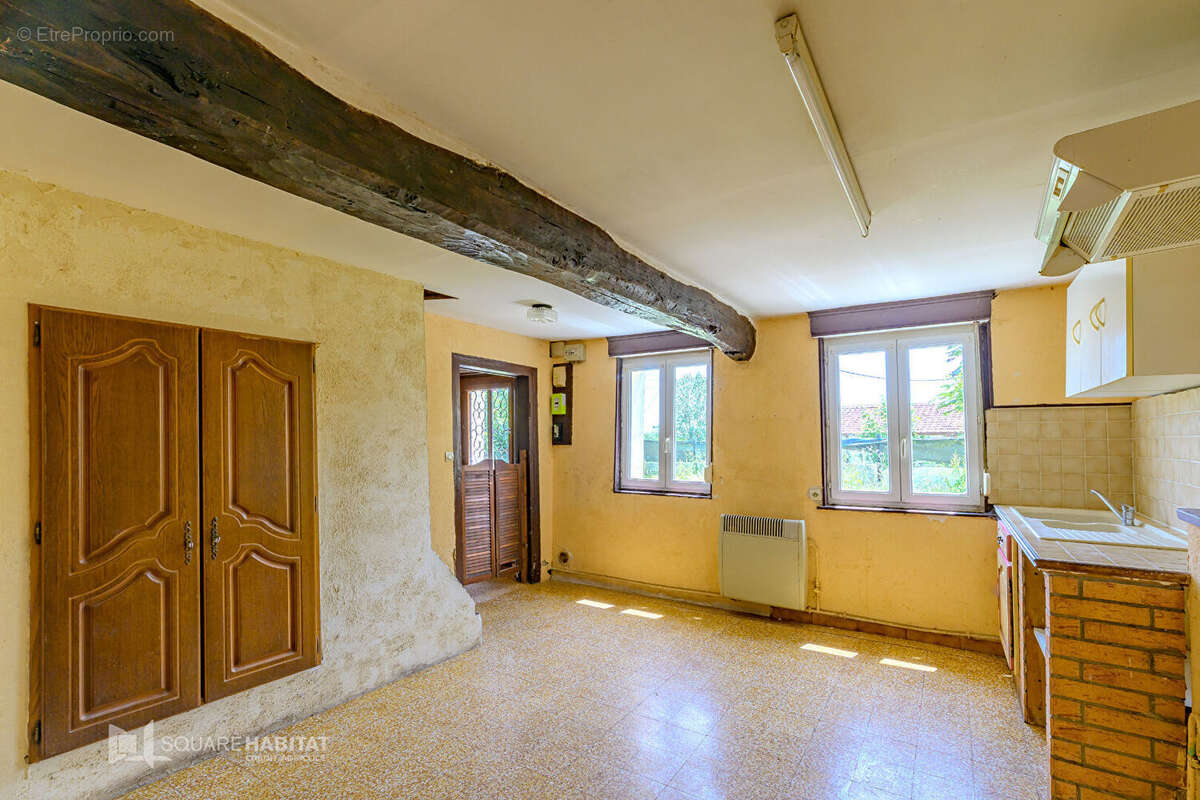 Appartement à FONTAINE-AU-PIRE