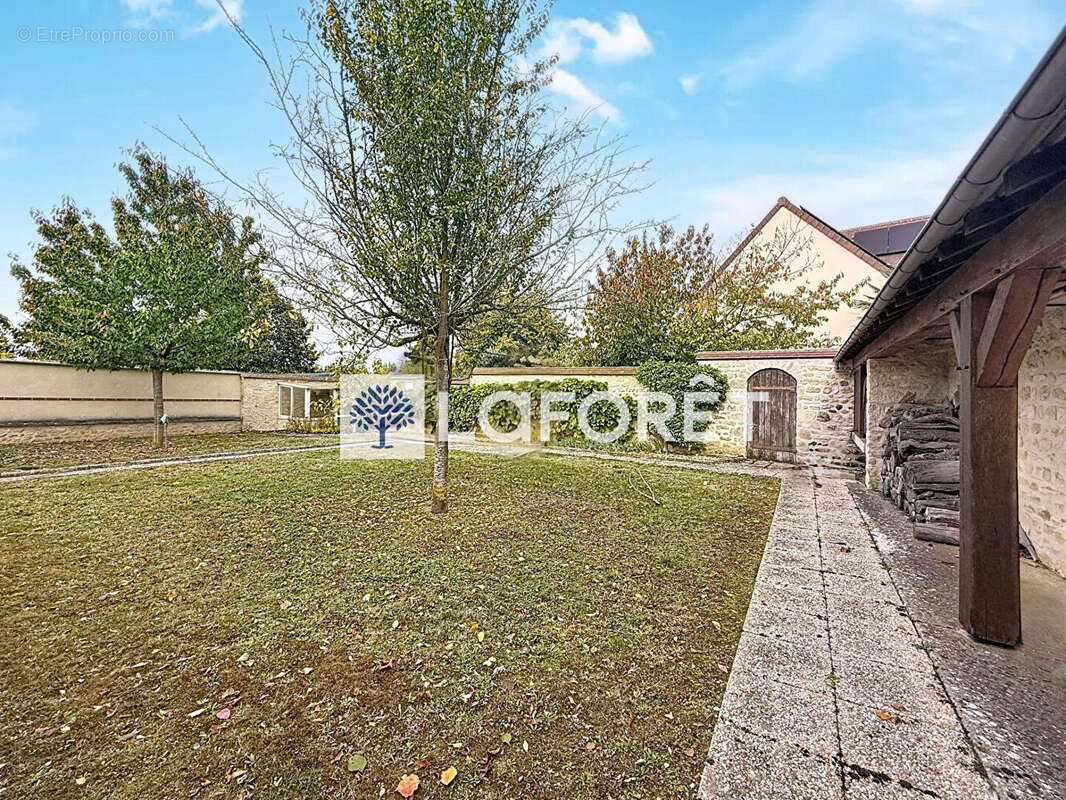 Maison à VERNEUIL-SUR-SEINE