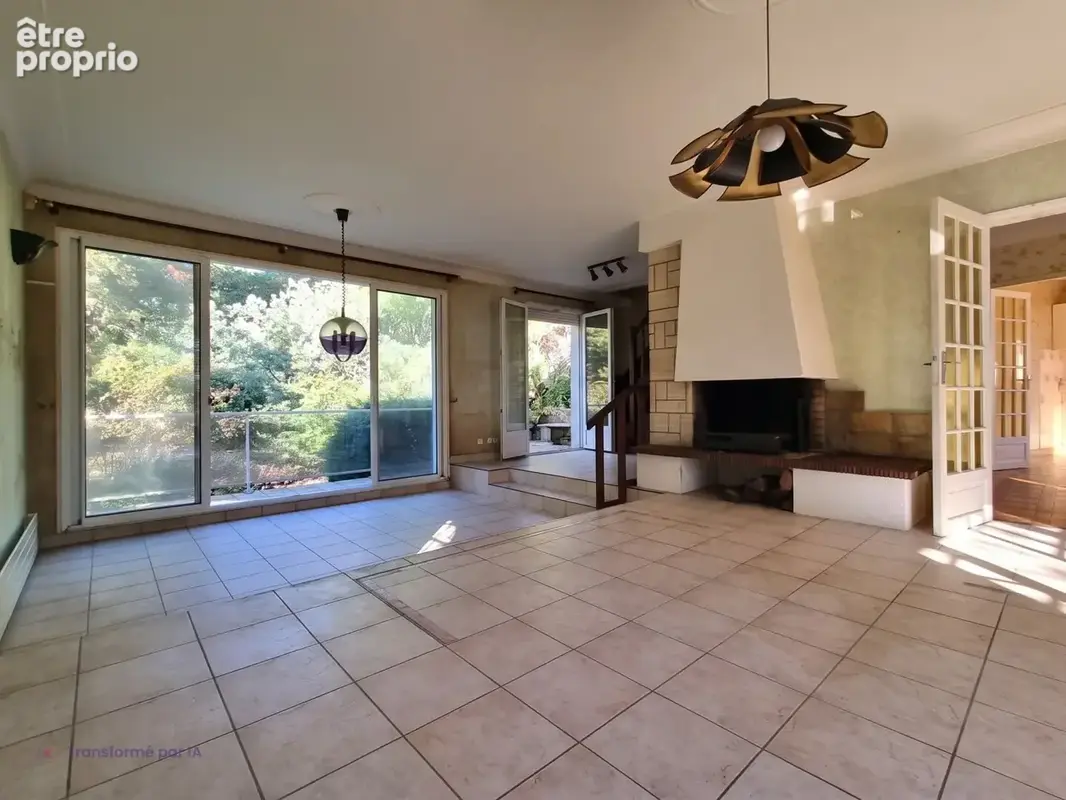 Maison à vendre à Saint Etienne de Montluc - 6 pièces, 113 m², terrain 2180 m² - photo 2