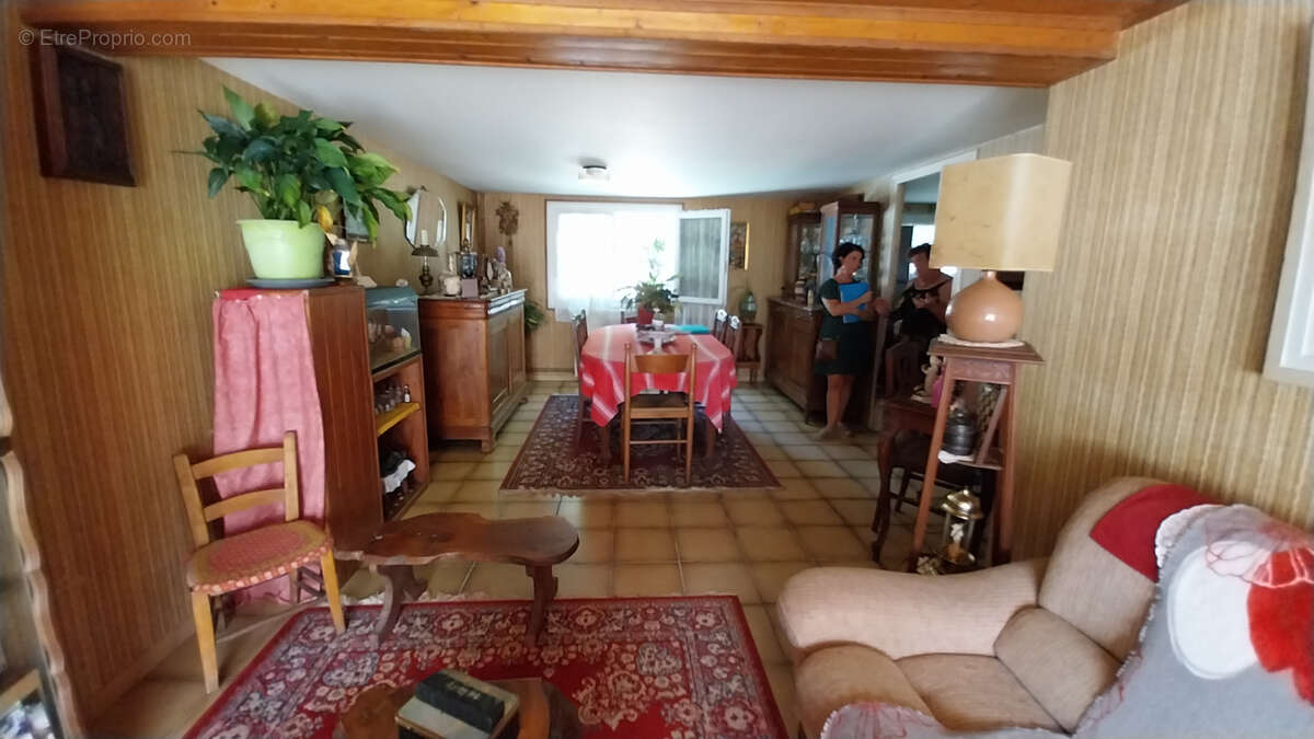 Maison à ANNESSE-ET-BEAULIEU