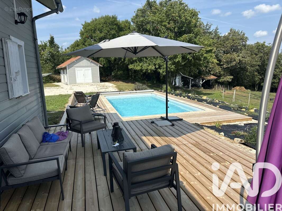 Maison 128 m² à Bouzic  - photo 6