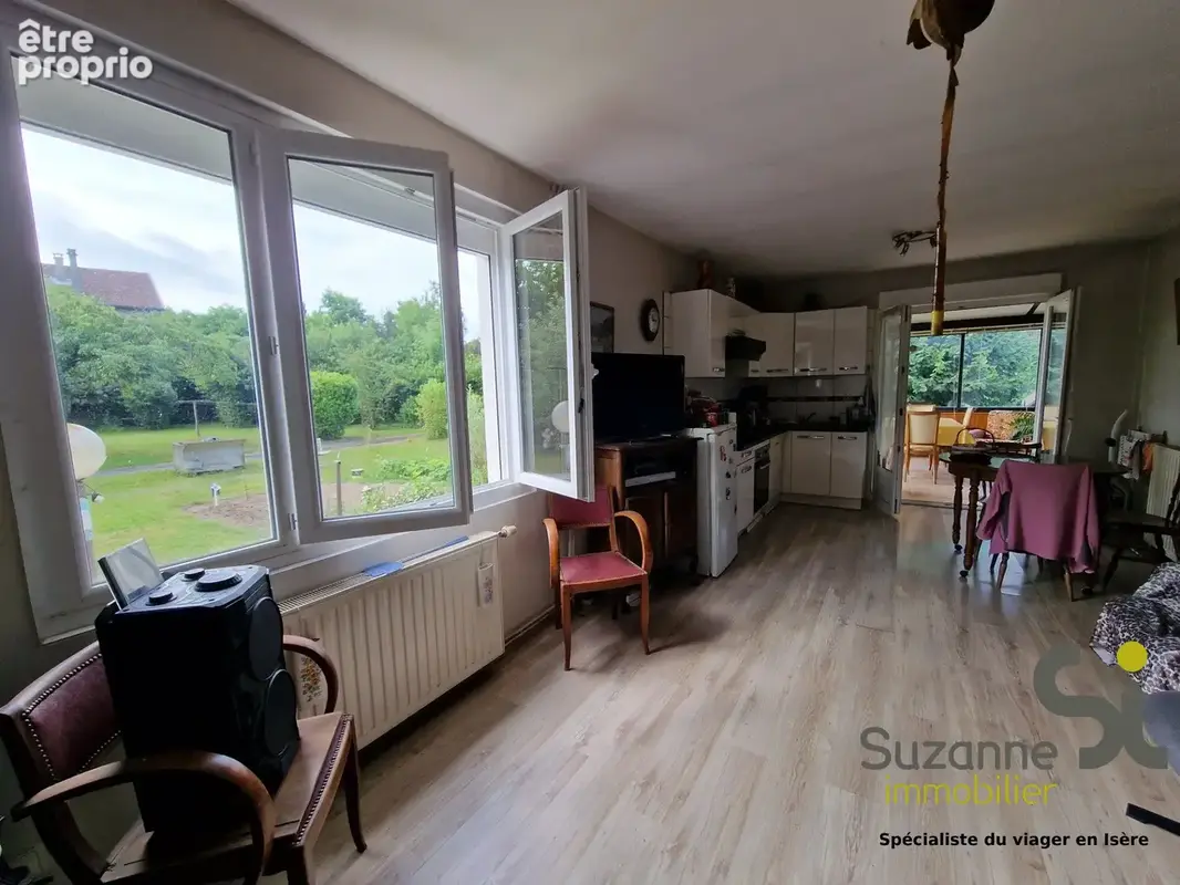 Maison 5 pièces 80 m² à vendre à Viriville (38980) - photo 6