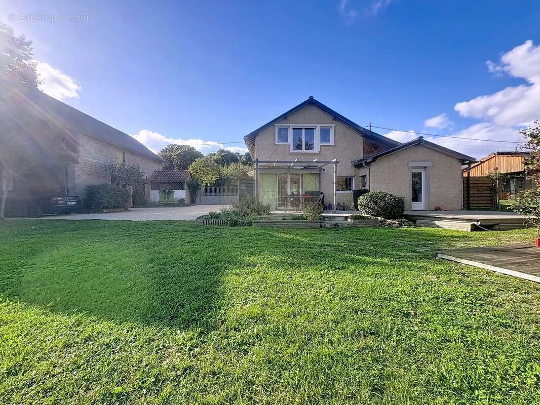 Appartement à MORLAAS