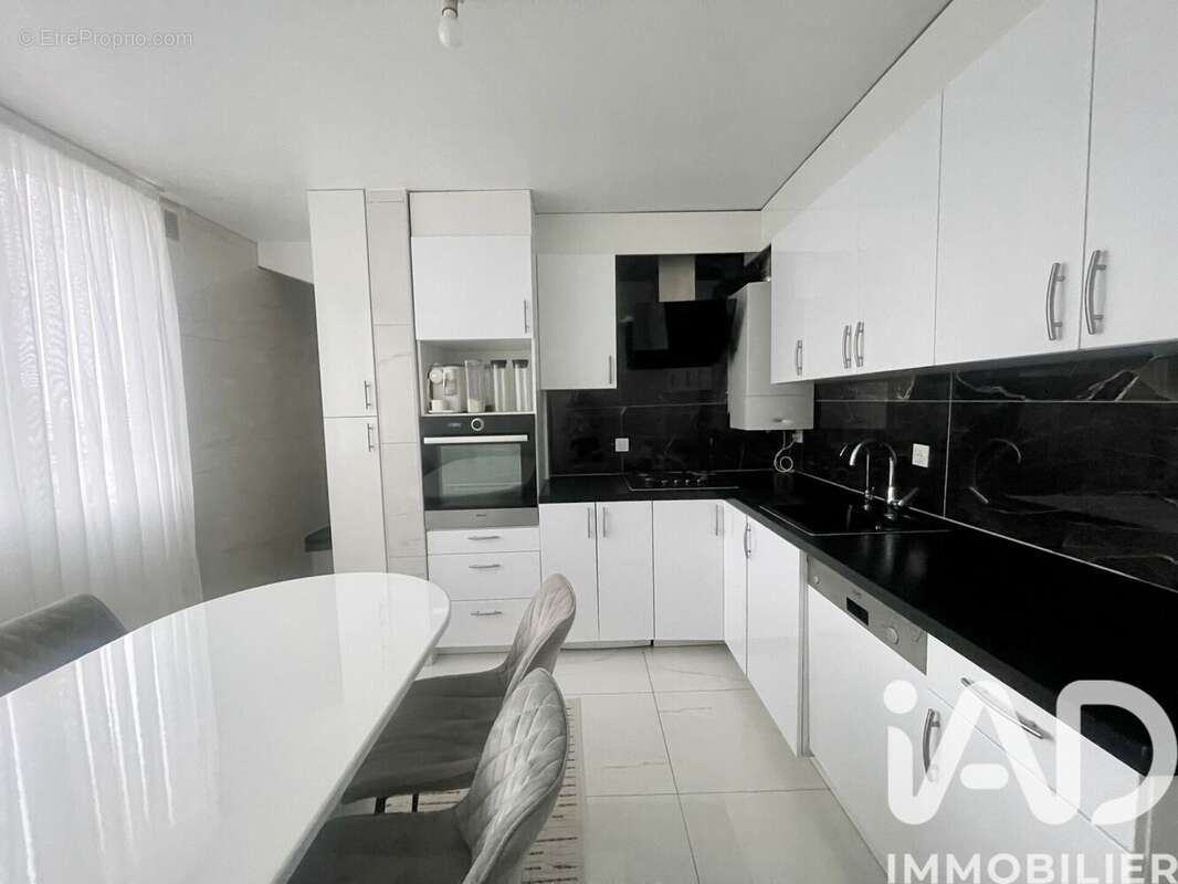 Photo 3 - Appartement à GARGES-LES-GONESSE