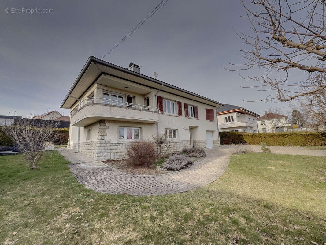 Maison à CHARQUEMONT