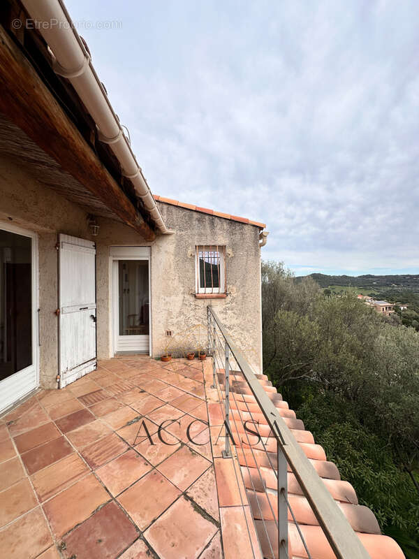 Maison à LECCI