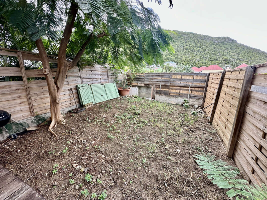 Maison à CAPESTERRE-BELLE-EAU