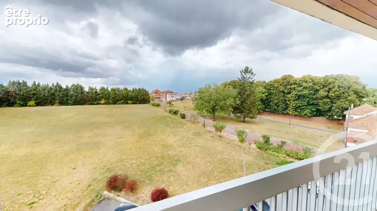 Appartement 53 m² à Saint-Quentin  - photo 8