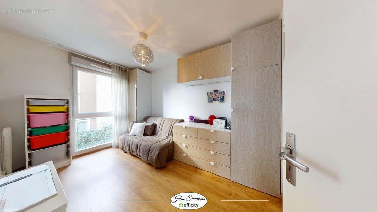 Appartement à MAREIL-MARLY