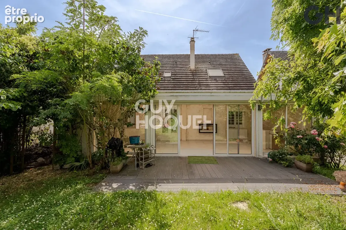 Maison à SAINTRY-SUR-SEINE