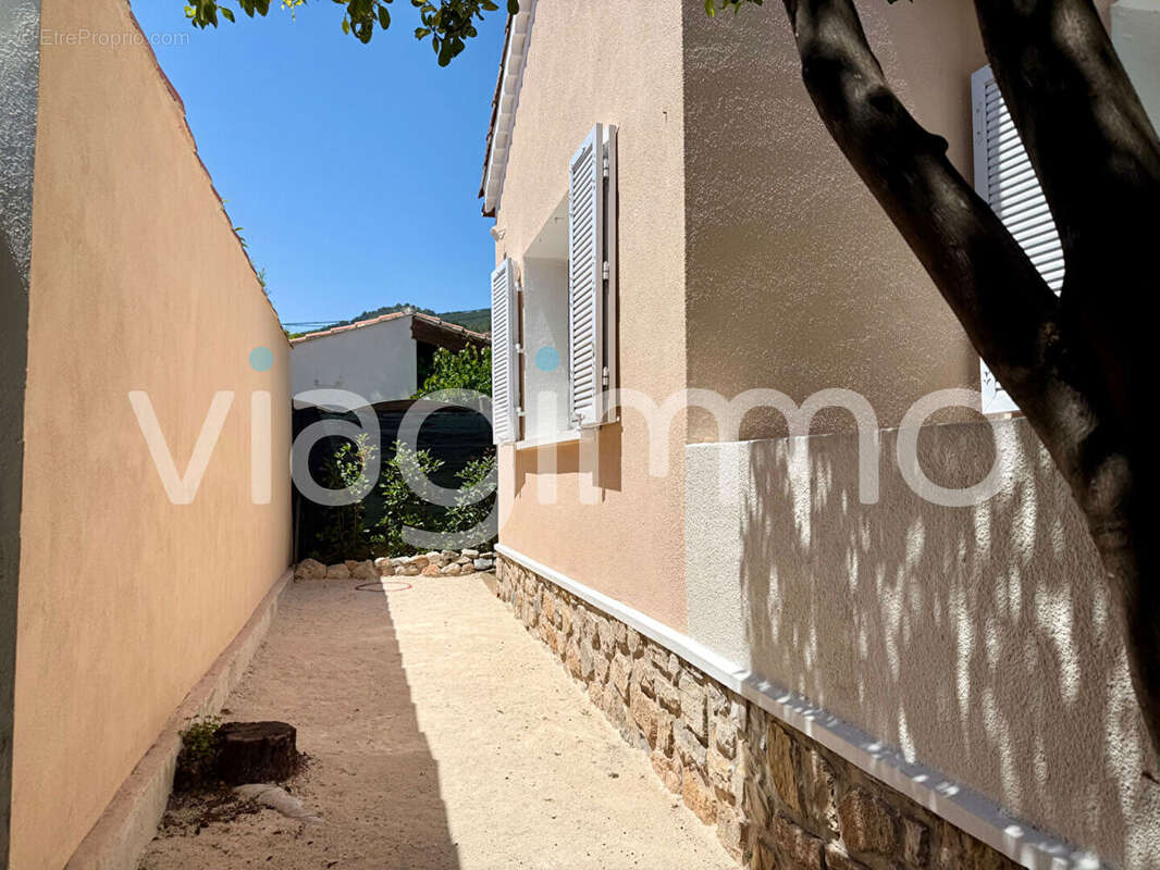 Maison Toulon 3 pièce(s) 114 m2 - photo 13