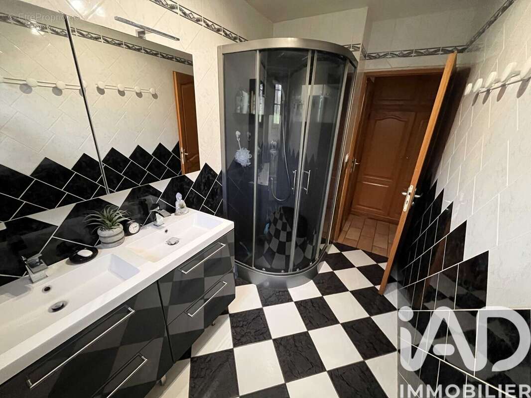 Photo 8 - Maison à SAINT-SULPICE