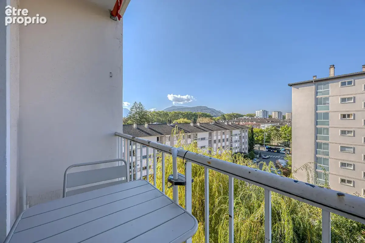 Quartier Albigny, T3 rénové avec balcon - photo 14