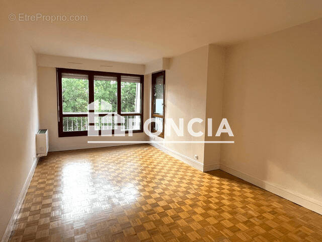 Appartement à VERSAILLES