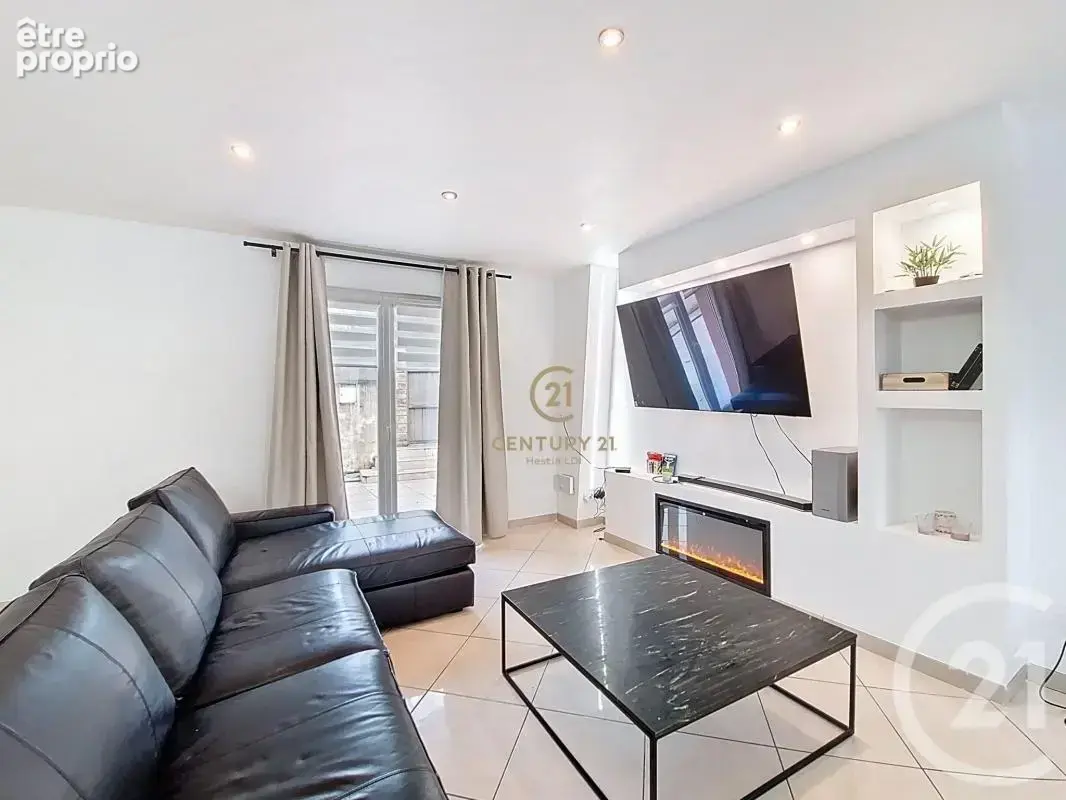 Maison 96 m² à Givors  - photo 4