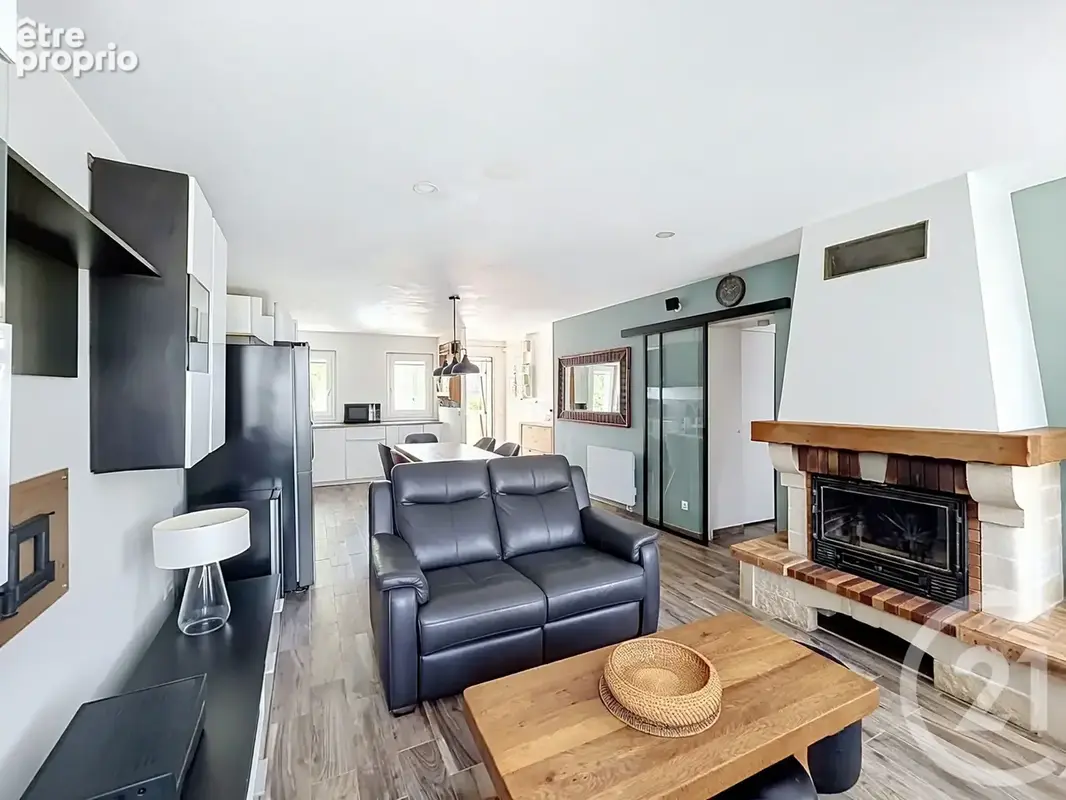 Maison 93 m² à Moissy-Cramayel  - photo 4