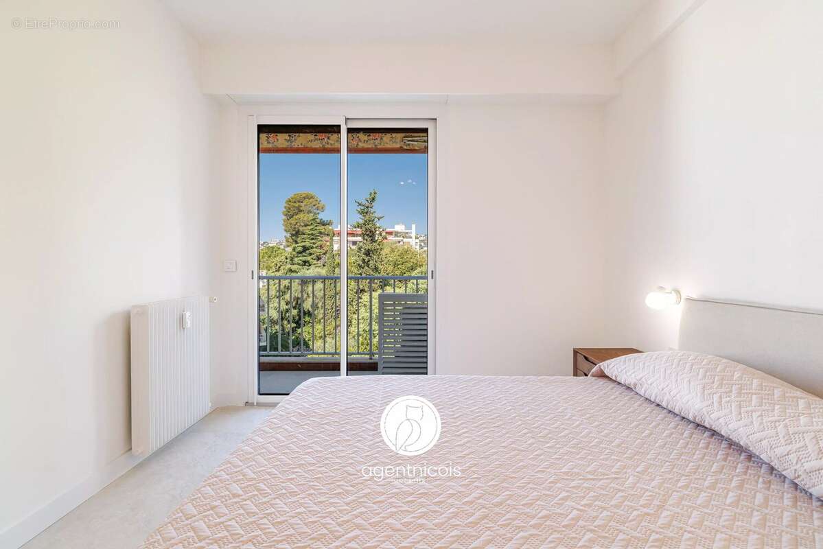 Nice cimiez // avenue georges v : appartement traversant / rénové / meublé / terrasses - photo 20