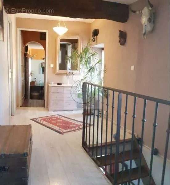 Maison 186 m² à Blandy  - photo 3