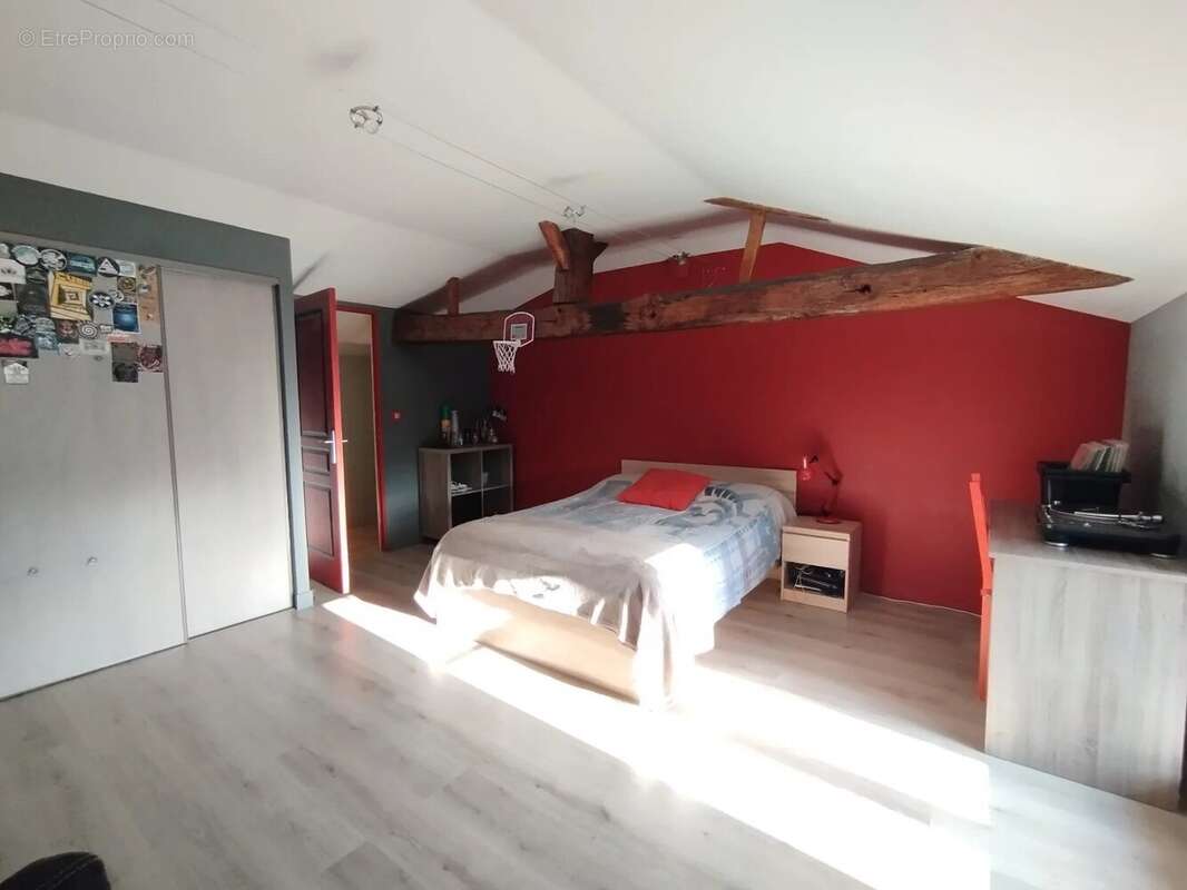 Maison à BRION-PRES-THOUET