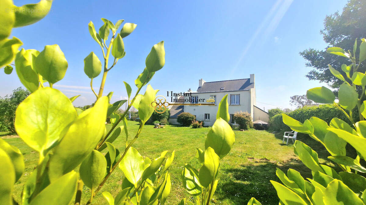 Maison à PLOUGASNOU