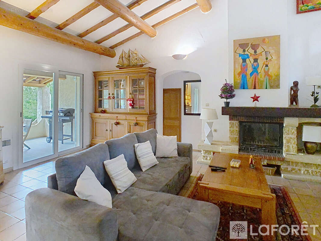 Maison à ENSUES-LA-REDONNE