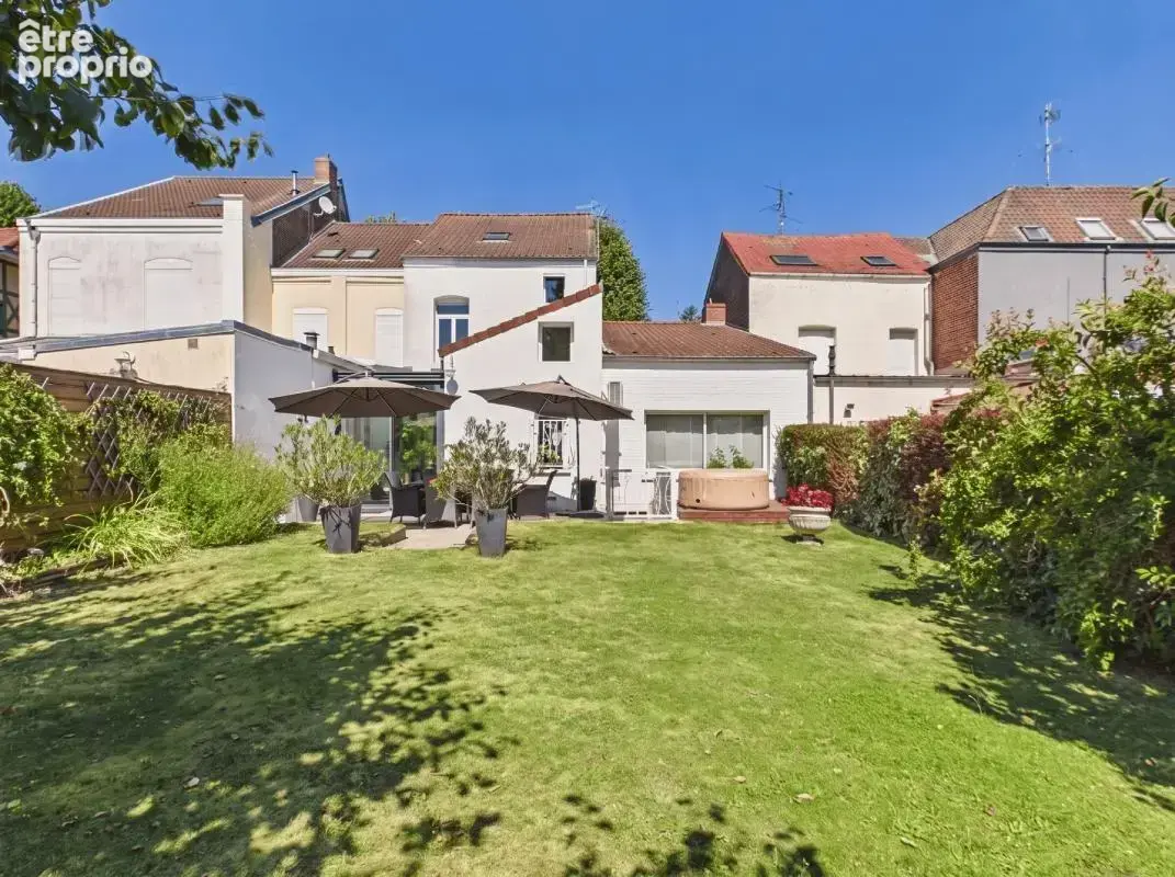 Maison 192 m² à Valenciennes  - photo 2