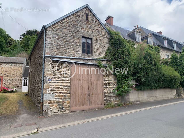 Maison à SAINT-JEAN-LE-THOMAS