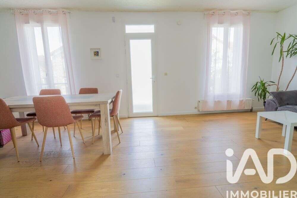 Photo 3 - Maison à VILLENEUVE-SAINT-GEORGES