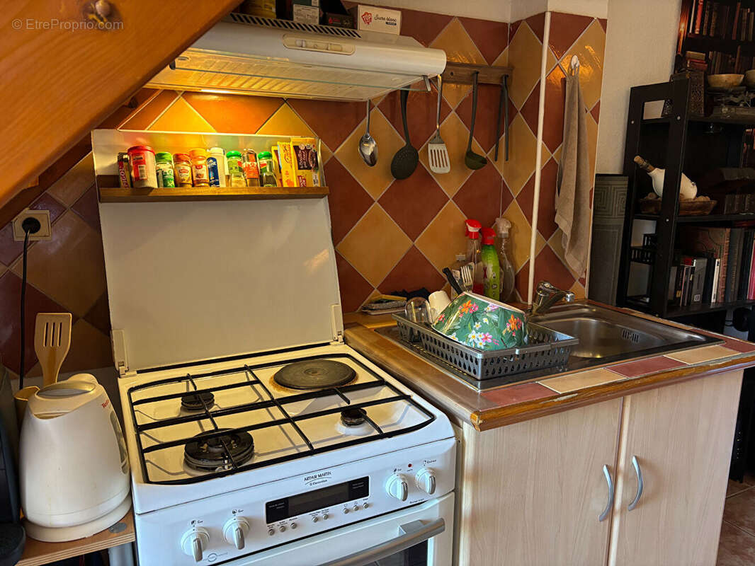 Appartement à ENSUES-LA-REDONNE