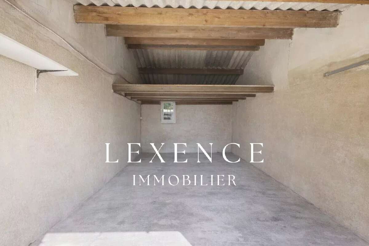 Appartement à LA FARE-LES-OLIVIERS