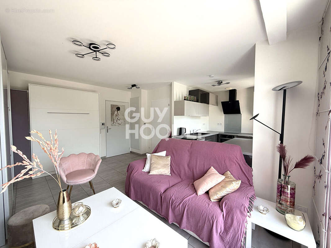 Appartement à SAINT-ANDEOL-LE-CHATEAU