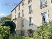 Appartement à SAINT-MAUR-DES-FOSSES