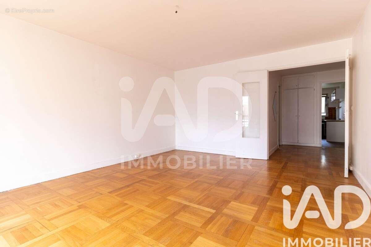 Photo 3 - Appartement à PARIS-12E