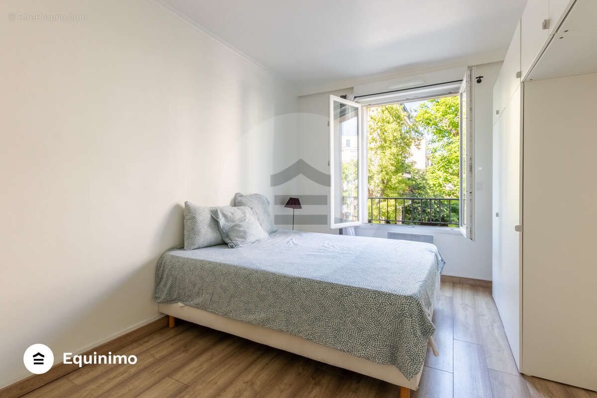 Appartement à NEUILLY-SUR-SEINE