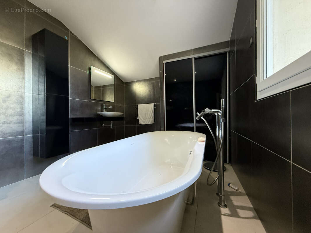 Maison à PIERRELATTE