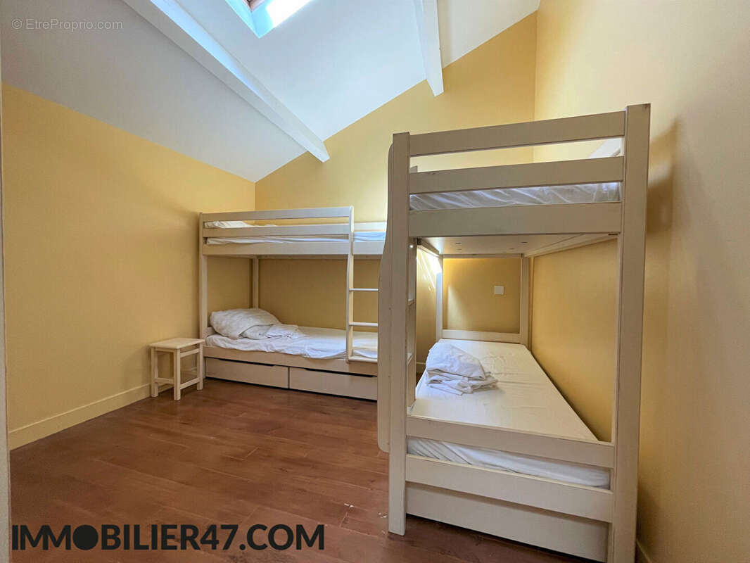 Appartement à PRAYSSAS