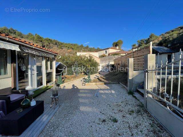 Maison à VILLENEUVE