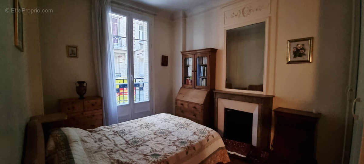 Appartement à PARIS-11E