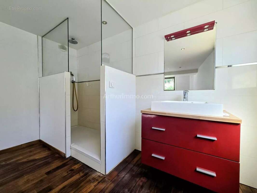 Appartement à NOGENT-SUR-MARNE