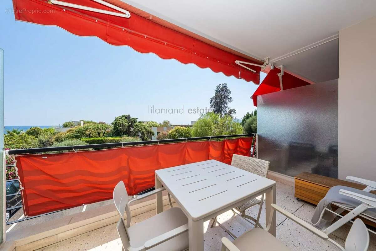 Cannes - bas croix des gardes - 3p - apercu mer - pied des plages - parking - photo 3