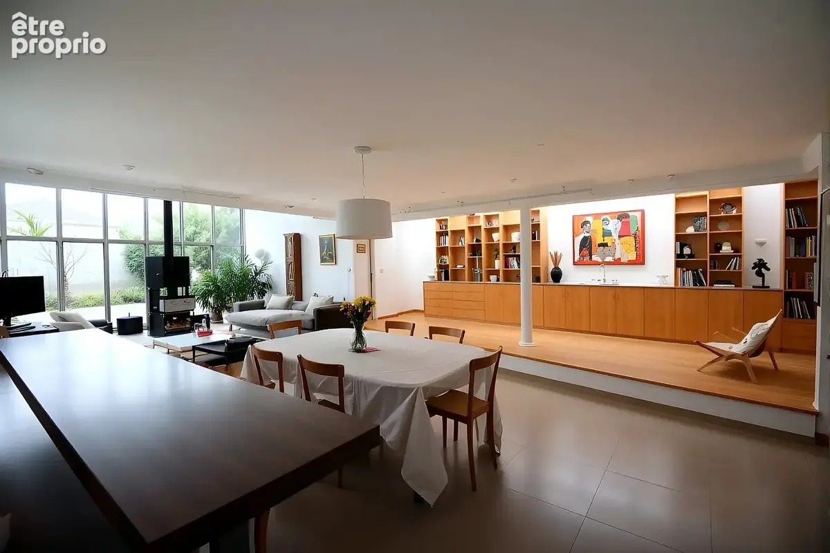 Dpt Yvelines (78), à vendre VILLENNES SUR SEINE, propriété P11 de 327,3 m² sur un terrain piscinable de 1 495,00 m² - photo 8