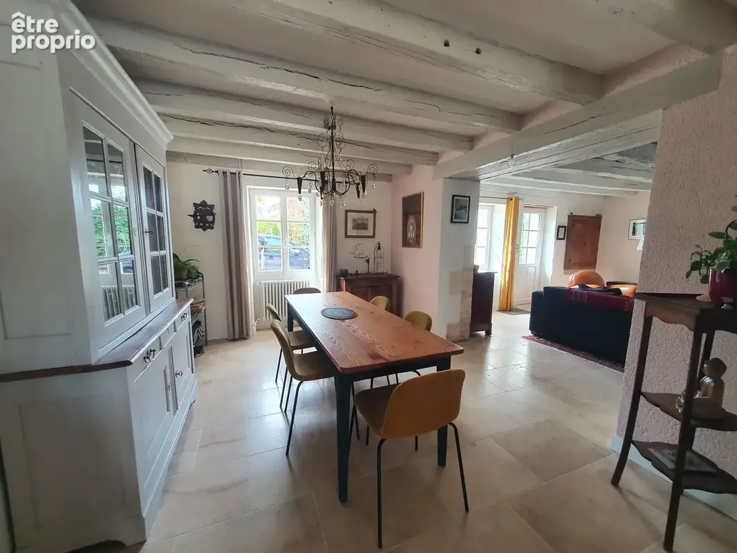 Maison 5 pièces 135 m² à vendre à Saint-Doulchard (18230) - photo 11
