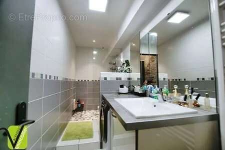 T4 - 108.68m ² - photo 8