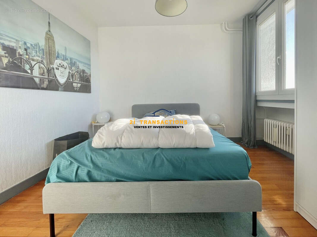 Appartement à SAINT-ETIENNE