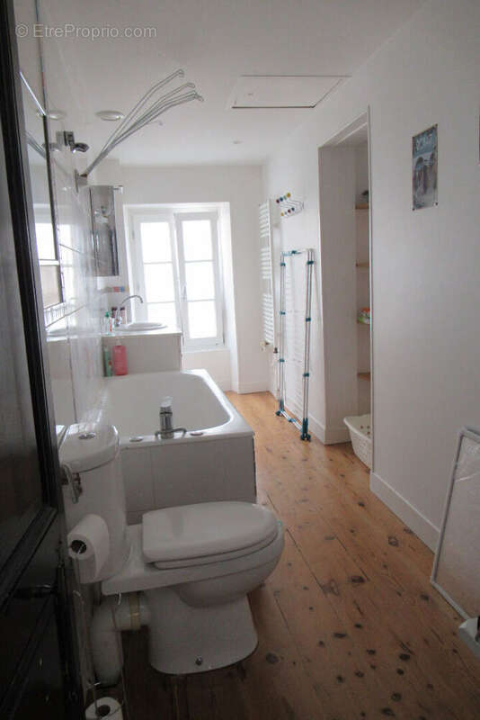 Maison t3 centre la rochelle - photo 4