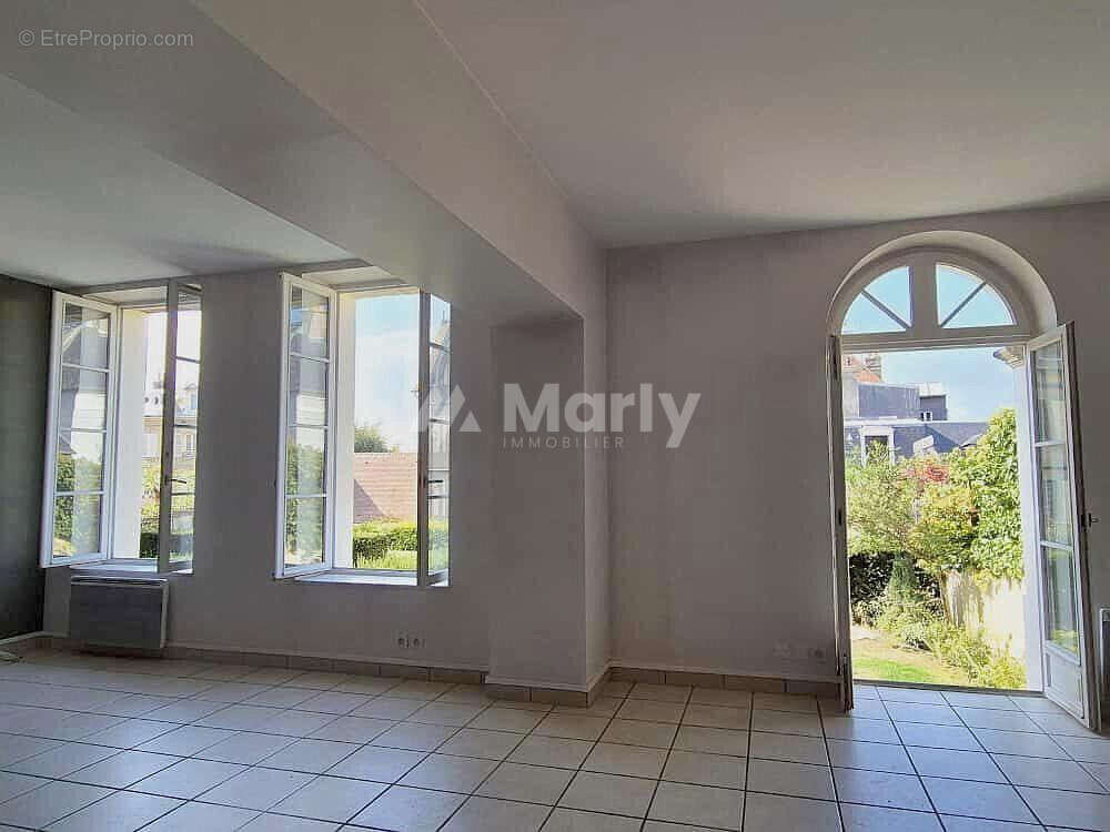 Appartement à TROUVILLE-SUR-MER