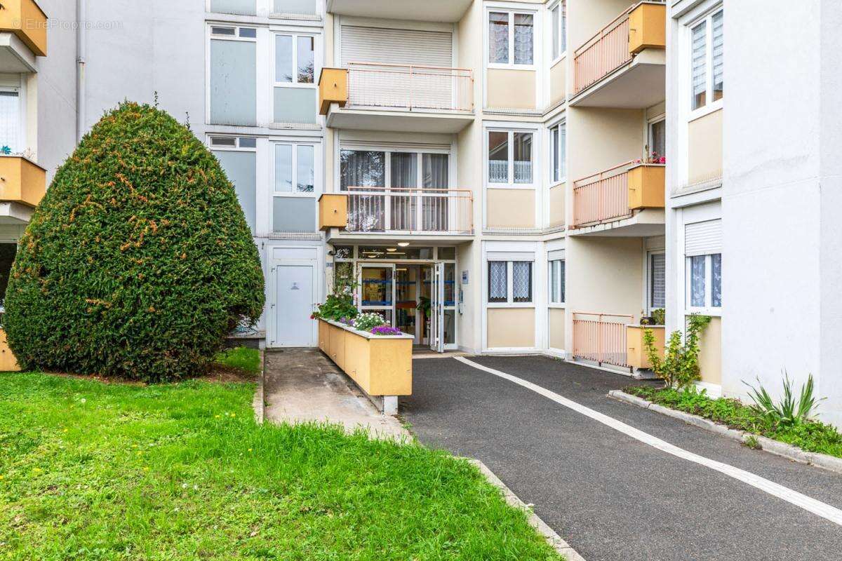 Appartement à ERMONT