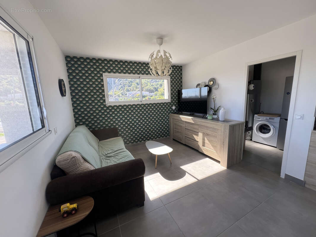 Appartement à SAINT-PERAY