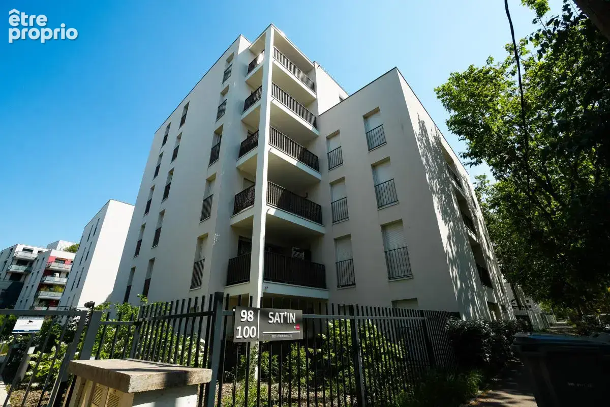 75 m² en dernier étage à la Soie ! - photo 8